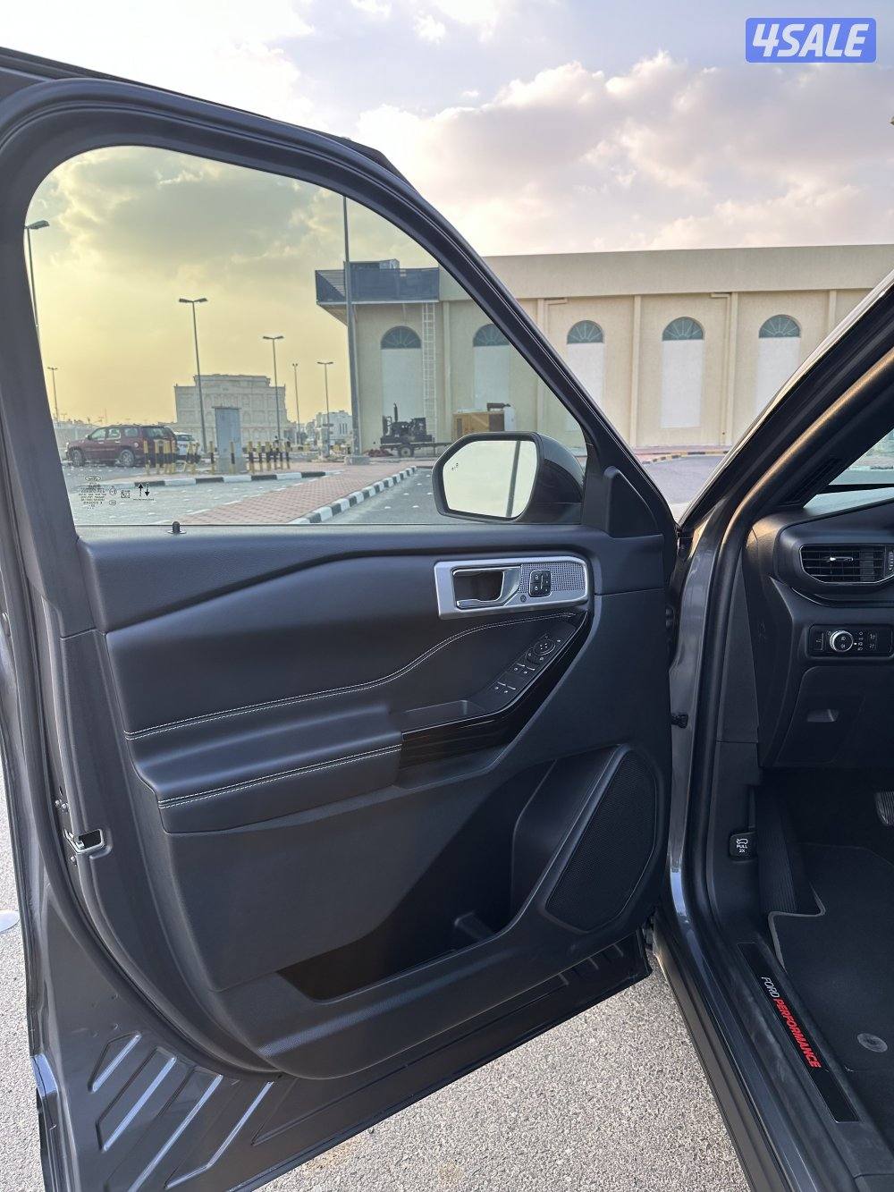 اكسبلورر ST المالك الأول 400 حصان9