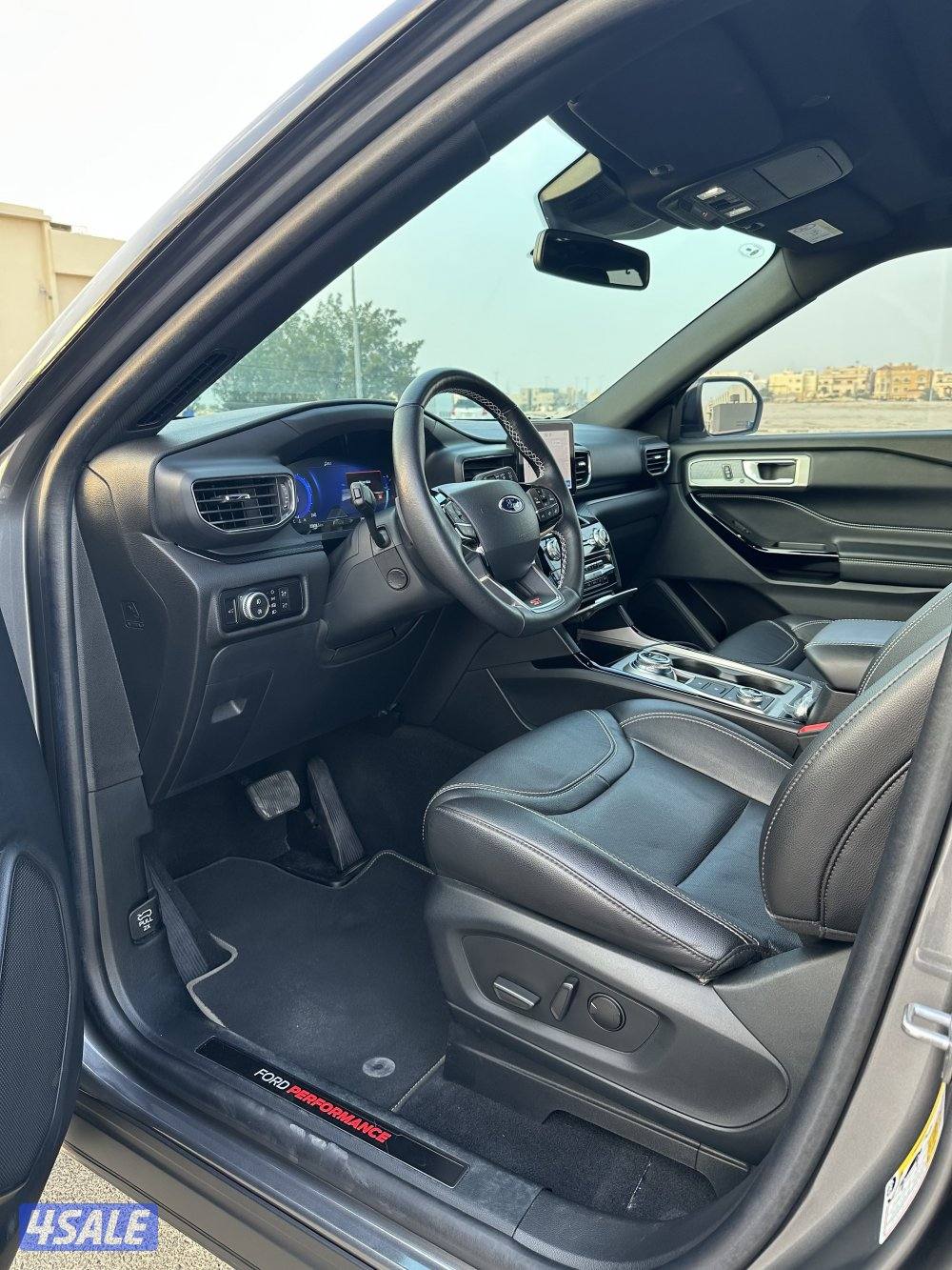 اكسبلورر ST المالك الأول 400 حصان10