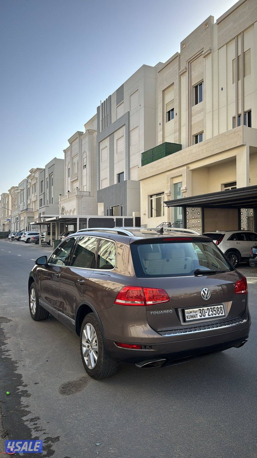 للبيع طوارق موديل 2014 سته سلندر2