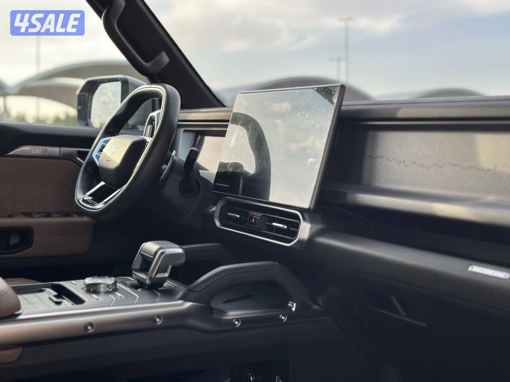 معرض القمة🚩9