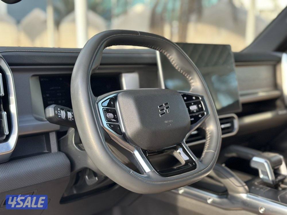 معرض القمة🚩8