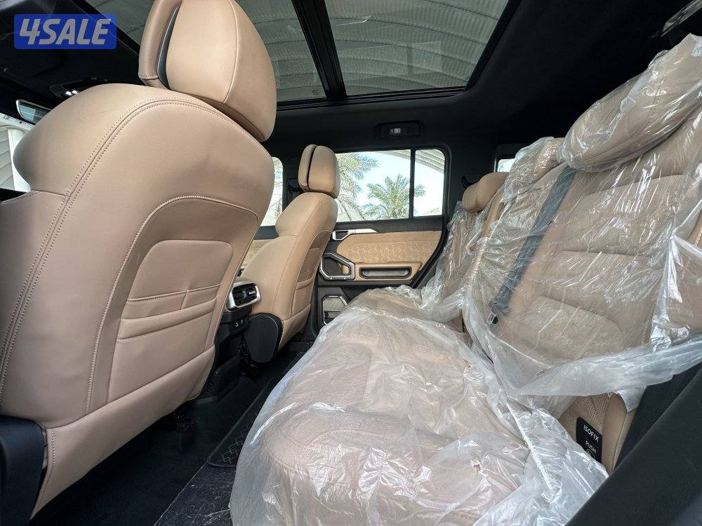 معرض القمة🚩11