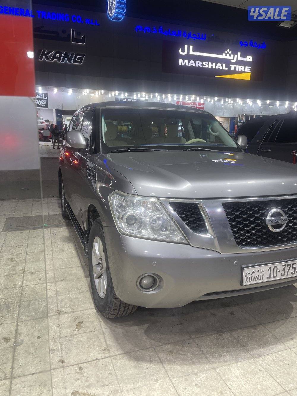 باترول 400 موديل 2010 ماشي 300 الف4