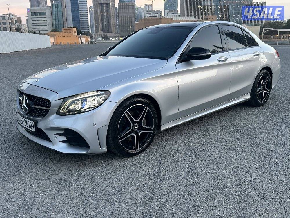 مرسيدس C200-موديل 2020-أعلي فئة بالوكالة-صبغ الوكالة-عداد 64 KM فقط7