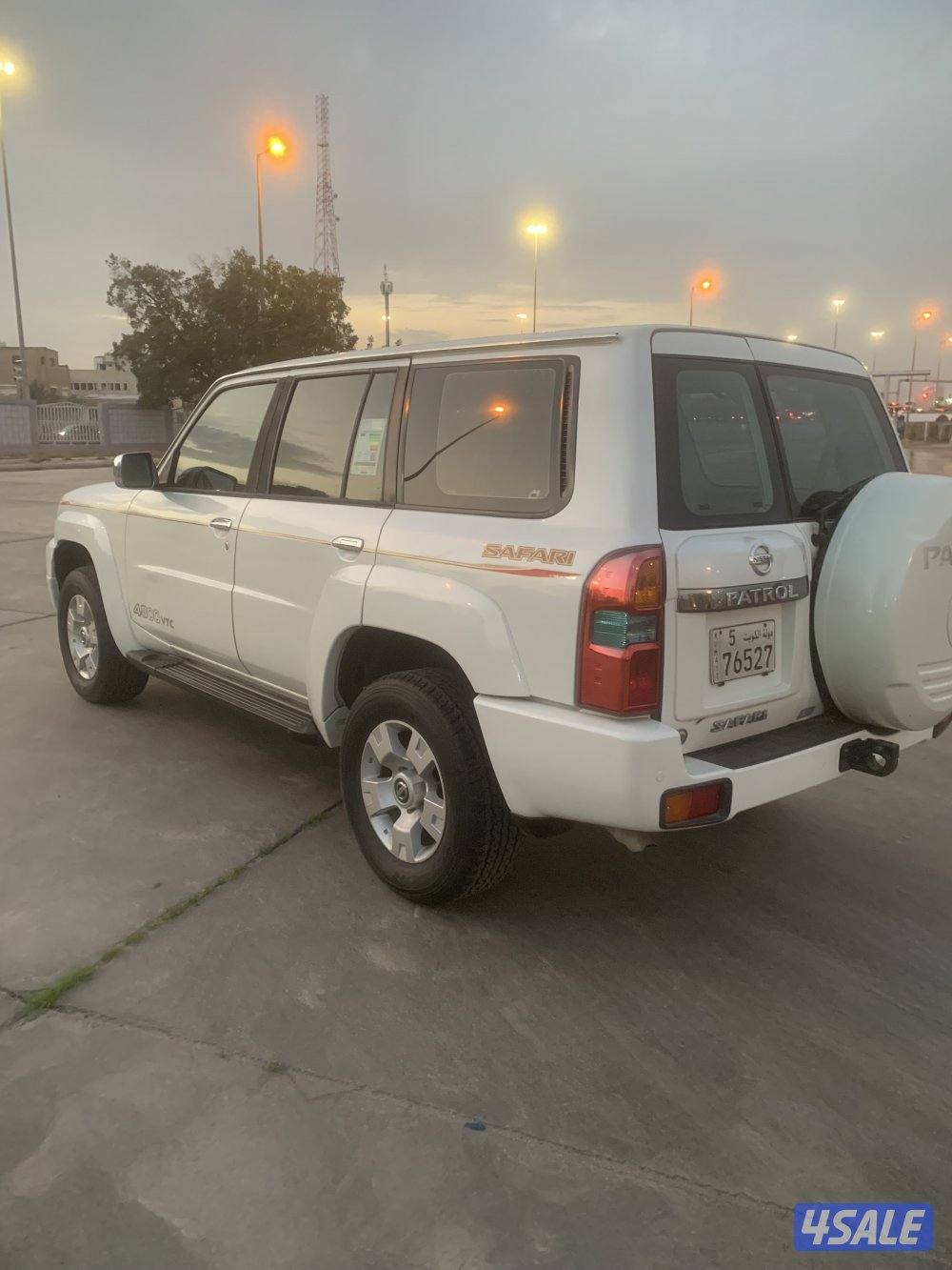 نيسان موديل 2009 عداد 346 الف جير اتوماتيك3