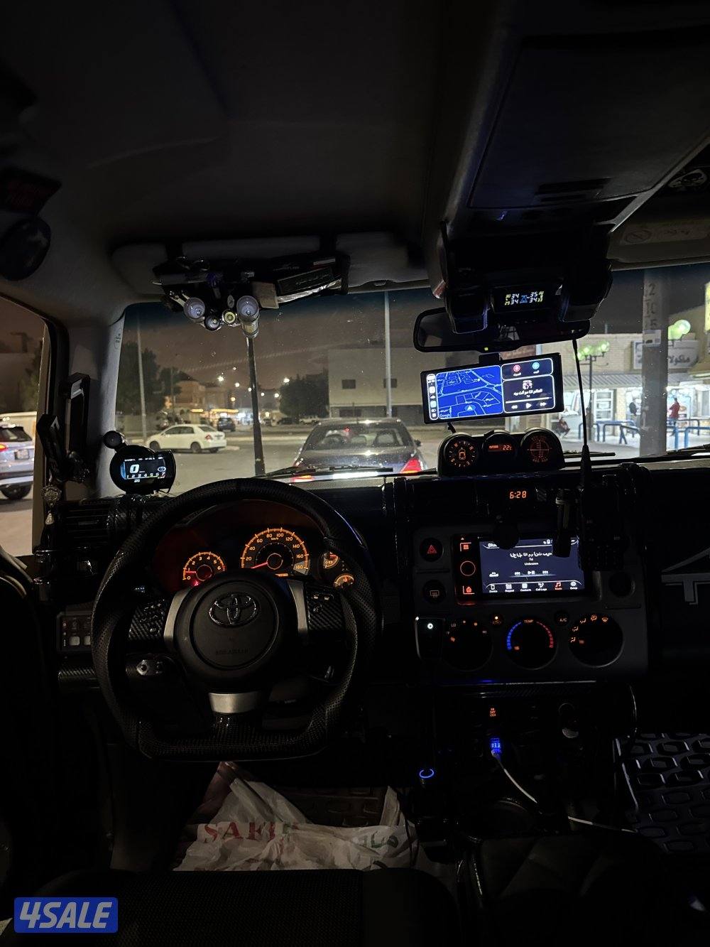 للبيع  Fj cruiser شرط الفحص قير مكينه شاصي مجهز بالكامل4