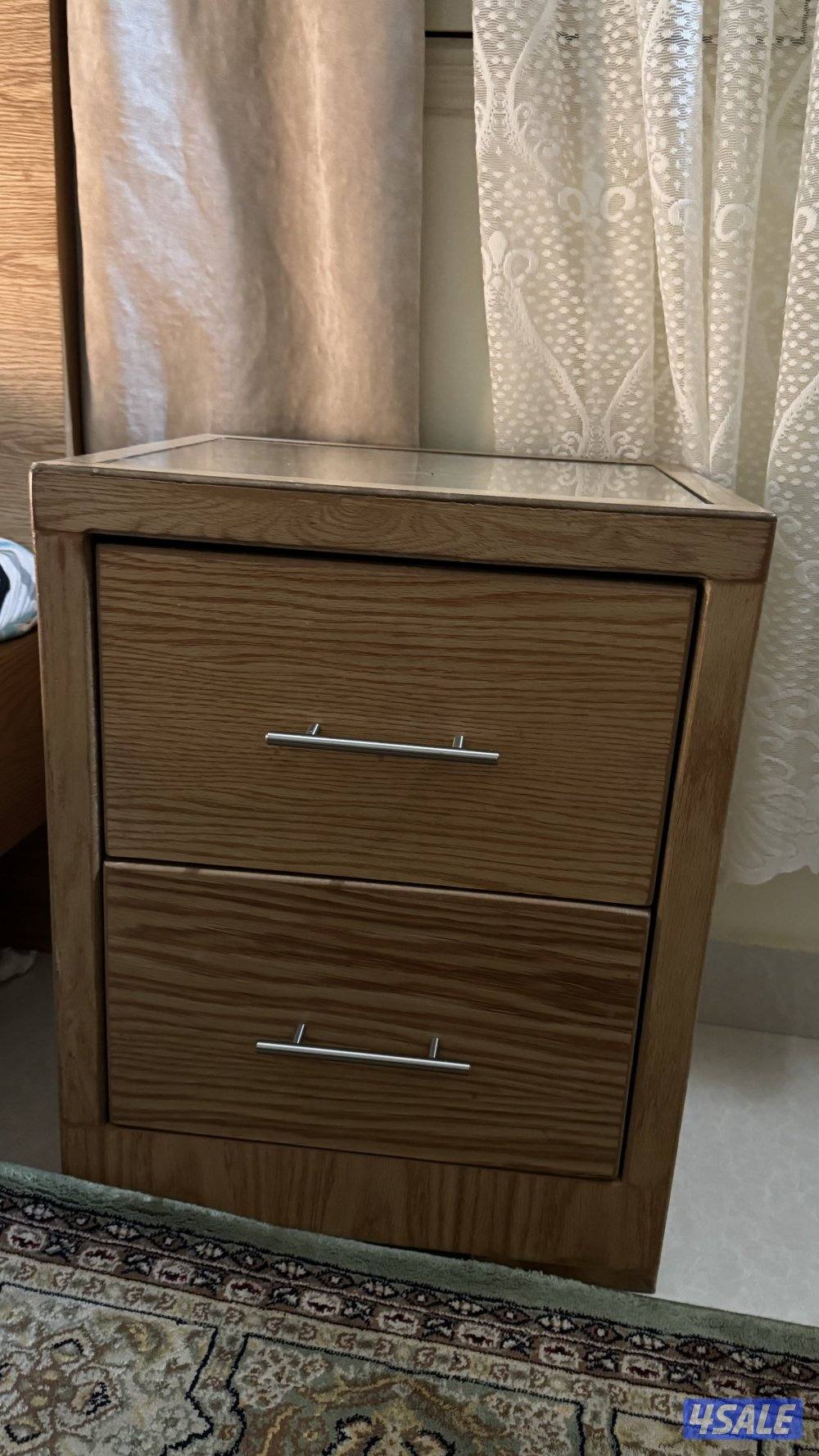 للبيع غرفة نوم كامله في حالة جيدة4