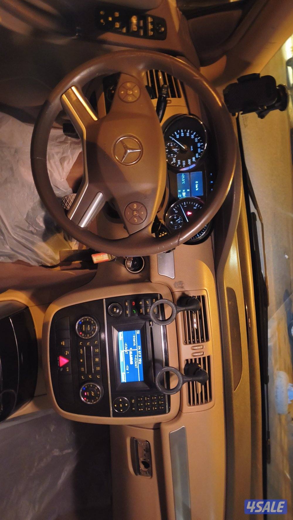 مرسيدس R عائليه3