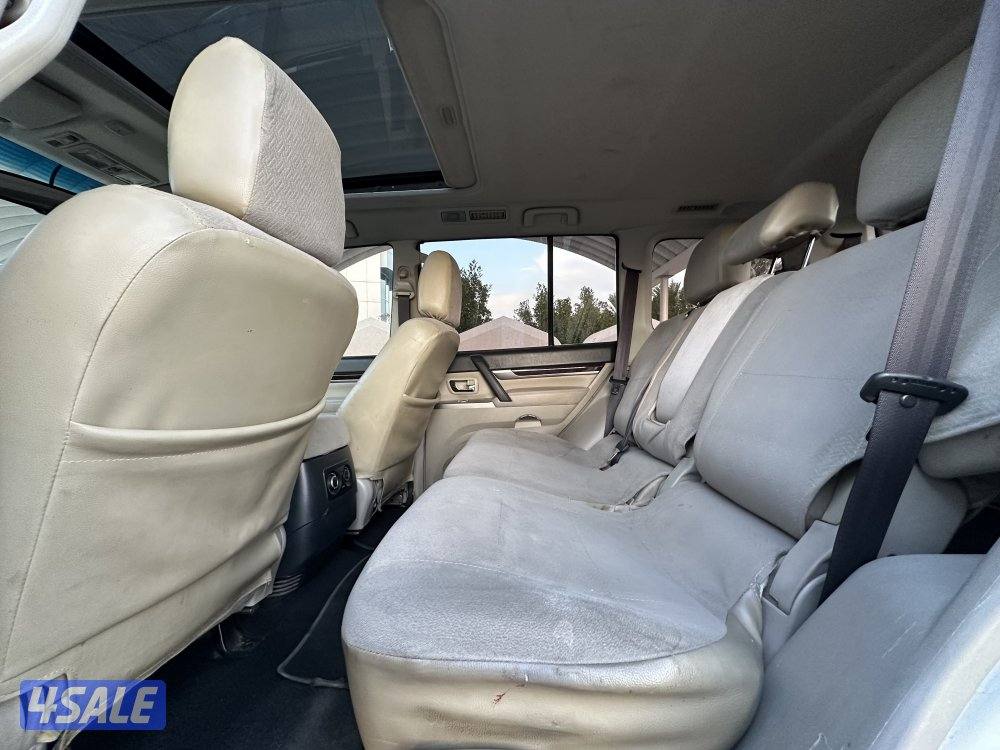 معرض القمة🚩11