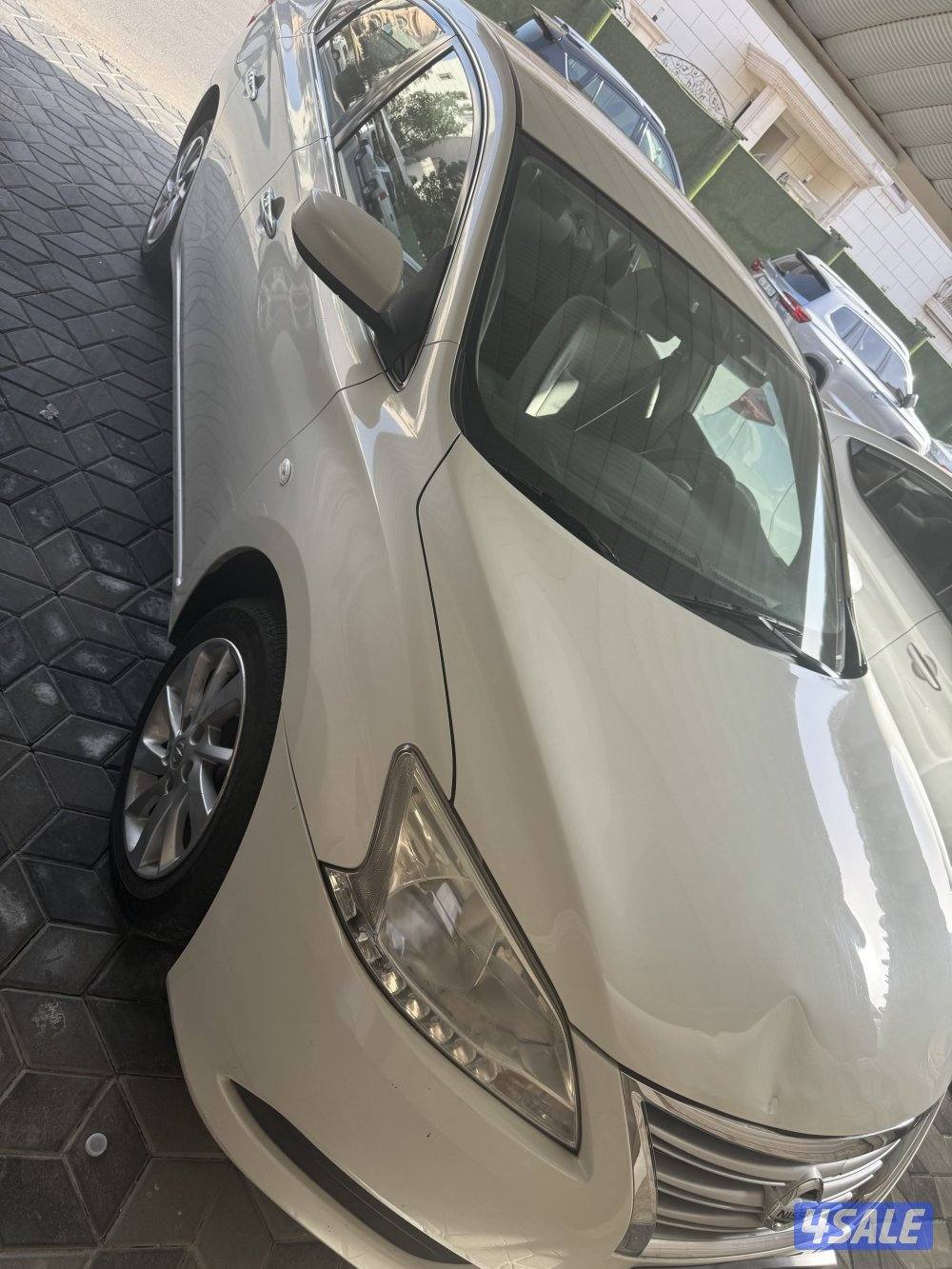 للبيع نيسان سنترا 20204