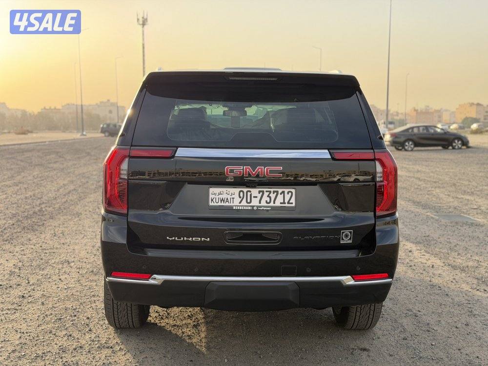 يوكن 2025 الفيشن دبل قير شبه اصفار9