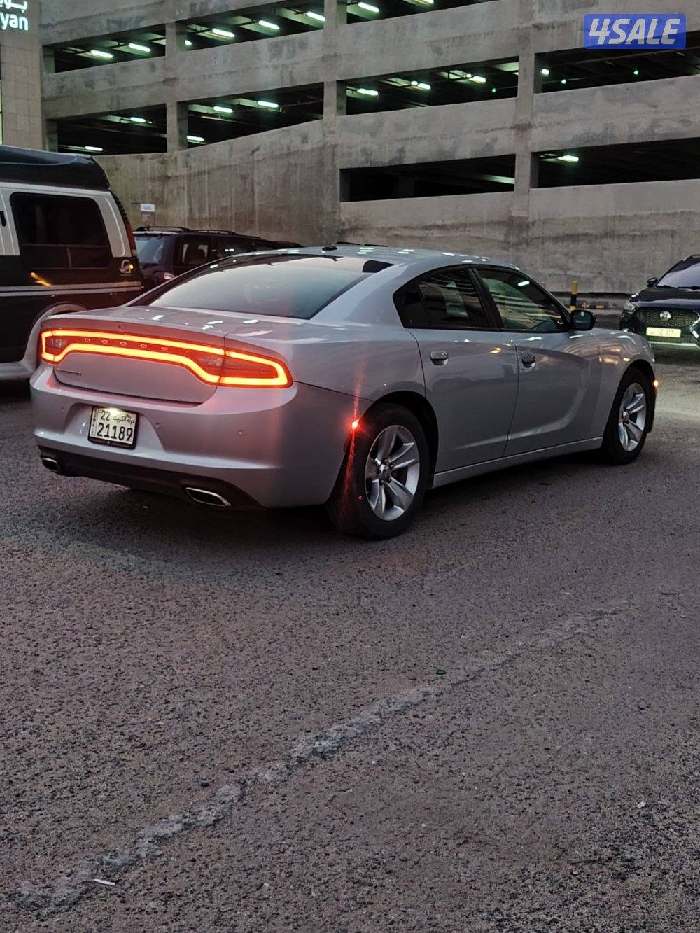 شارجر 2023 ماشي 76صبغ الوكاله ماعد قطعه5