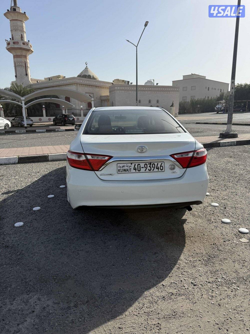للبيع كامري GL موديل ٢٠١٧ المالك الاول استخدام سيده3