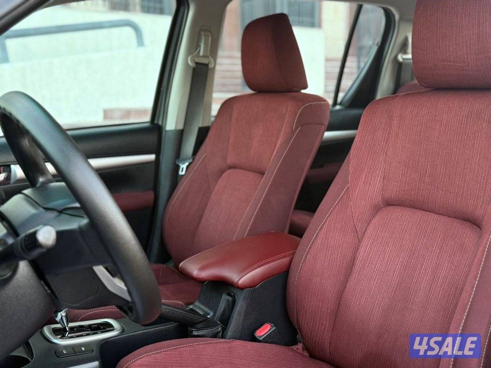 هايلكس تماتيك الدرجه الاوله صبغ وكاله موديل 2022 ماشي 110 الف4