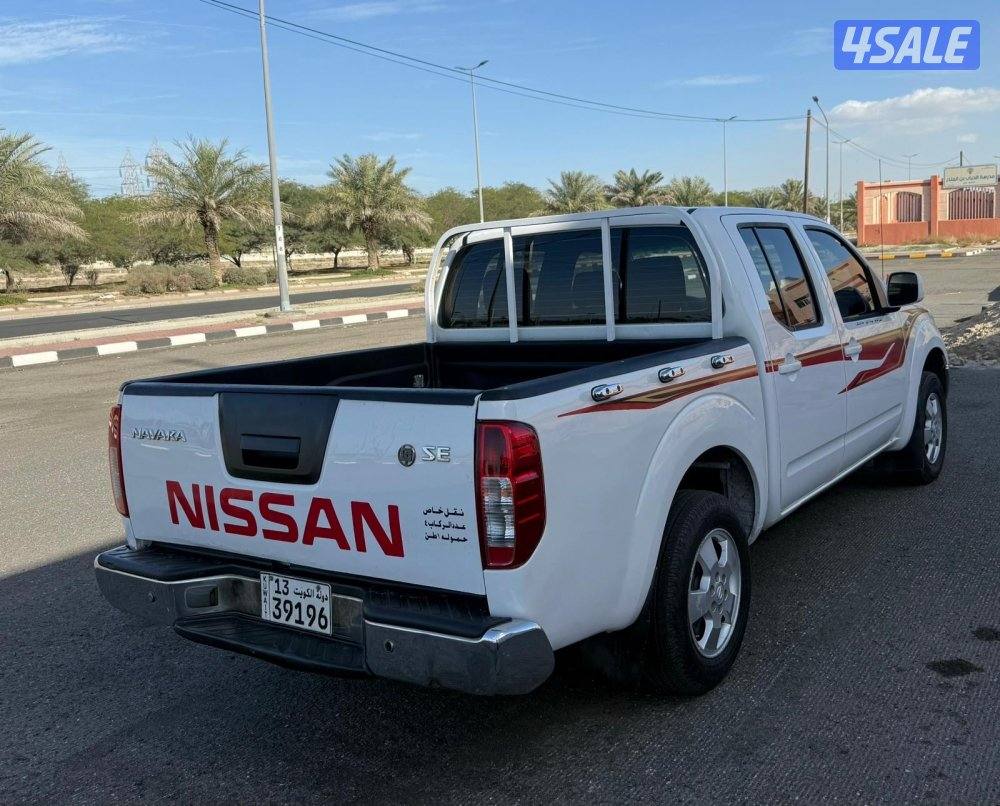 وانيت نافارو 2015 جير عادي صبغ وكاله ماعدا قطعه5