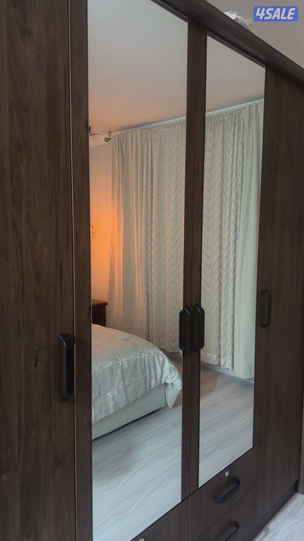 للبيع شقه غرفه ماستر وصاله ومطبخ وحمام خارجي للضيوف شي مرتب3