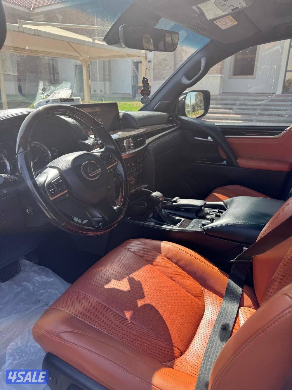 بيعة سريعة للبيع جيب لكزس LX570 موديل 2017 درجة اولى10