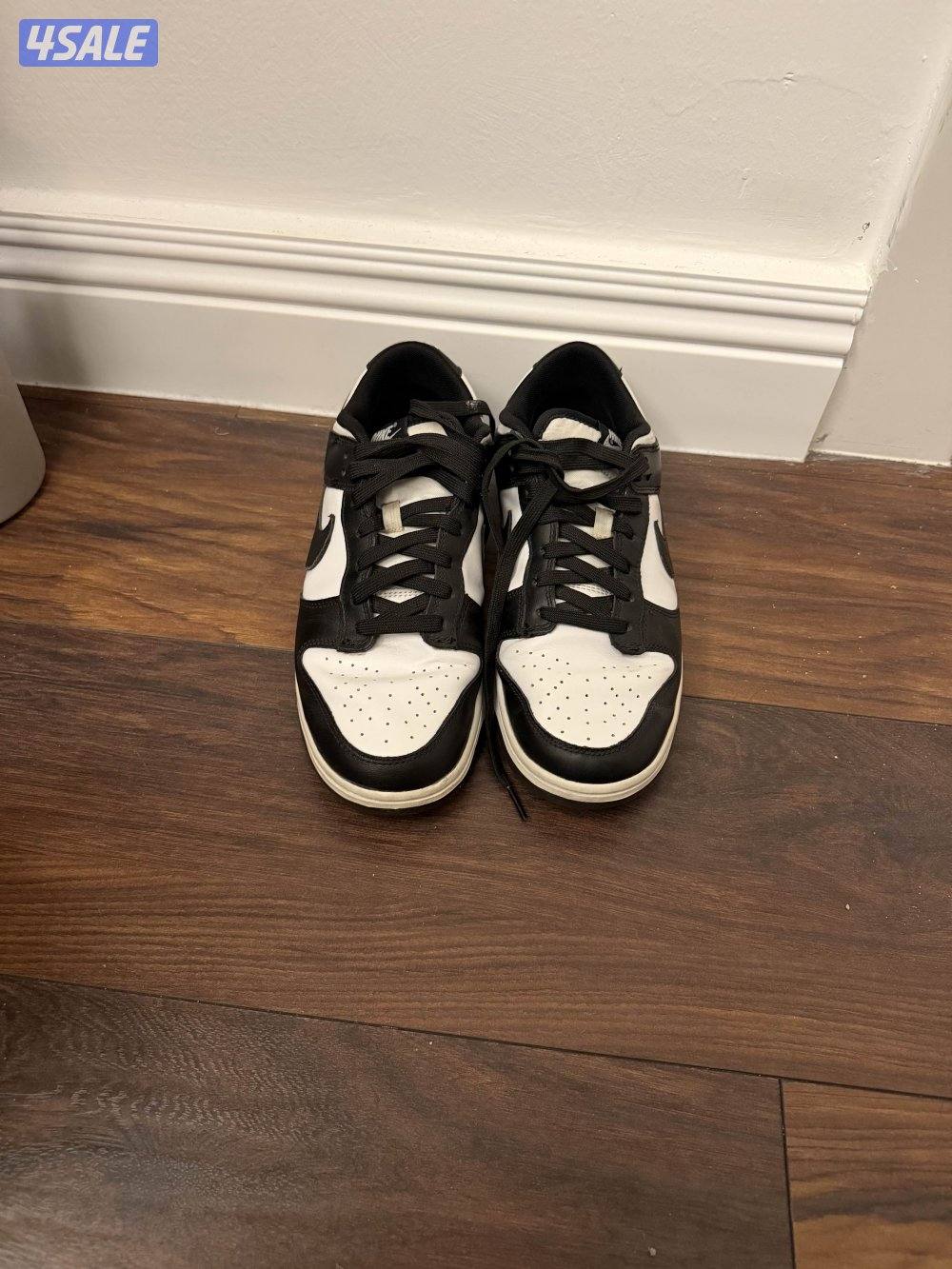 Nike Dunk أصلي مقاس 42 ونص2