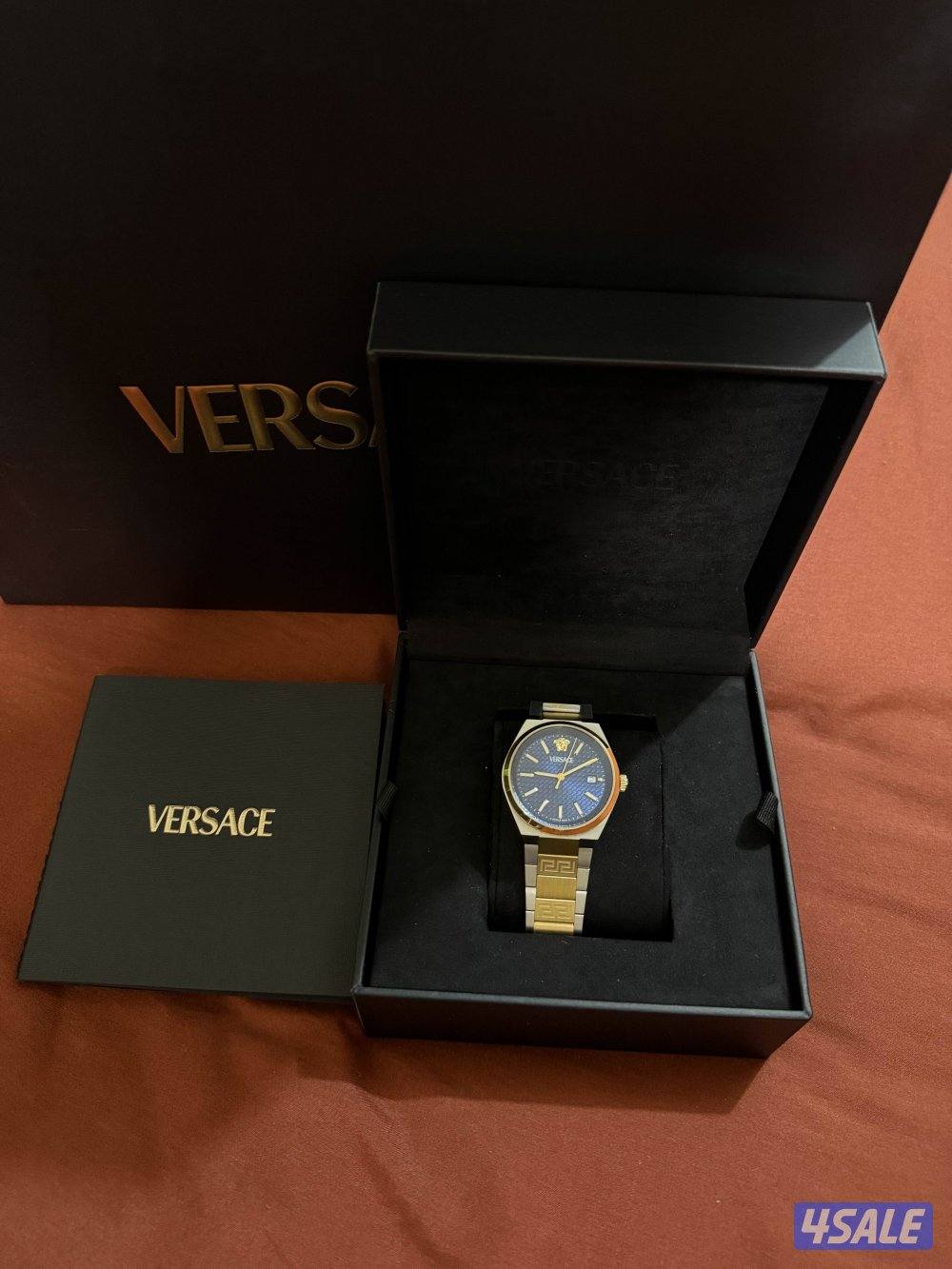 ساعه فرزاتشي اصليه كالجديده تم شرائها بشهر 11/2025 بمبلغ 250 د.ك1