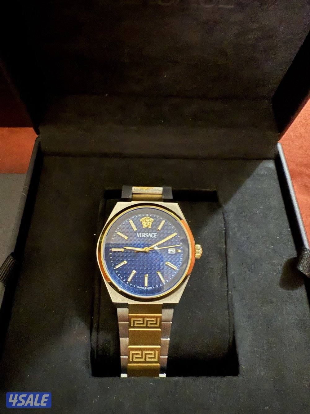 ساعه فرزاتشي اصليه كالجديده تم شرائها بشهر 11/2025 بمبلغ 250 د.ك2