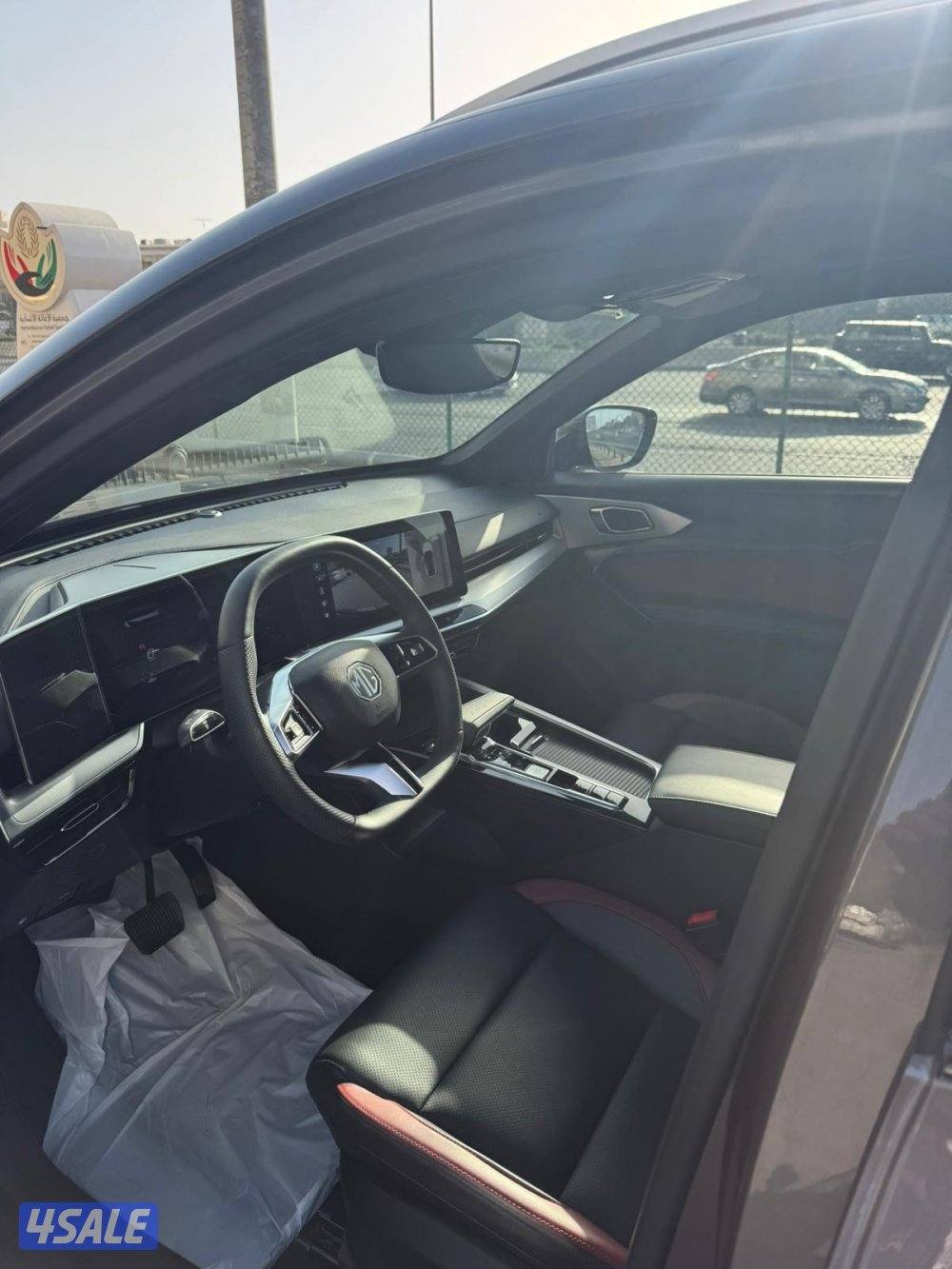 للبيع  MG One موديل 2025 ماشي 14 الف7