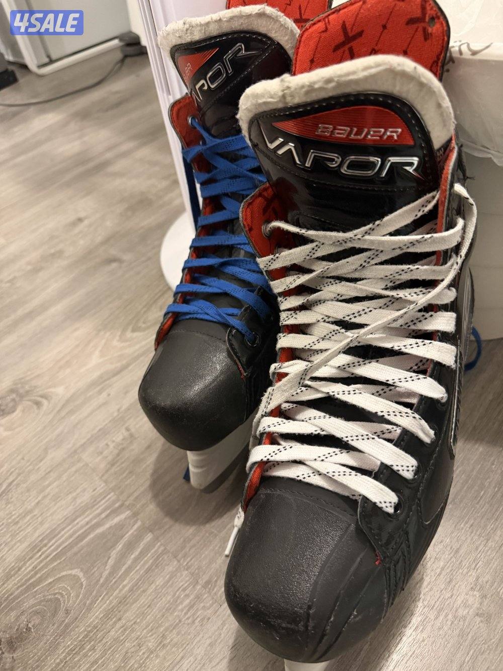 حذاء تزلج على الثلج للبيع1