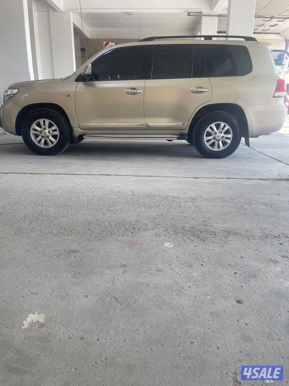 للبيع لاند كروزر gxr 20101