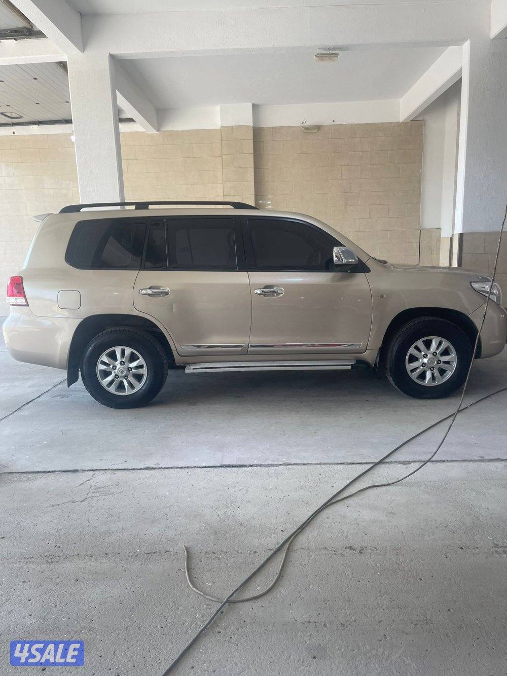 للبيع لاند كروزر gxr 20104