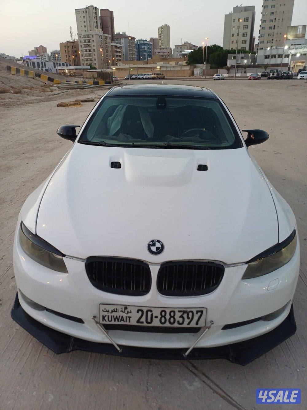 للبيع بي ام دبليو كوبيه لون ابيض 6 سلندر 328i موديل 20080