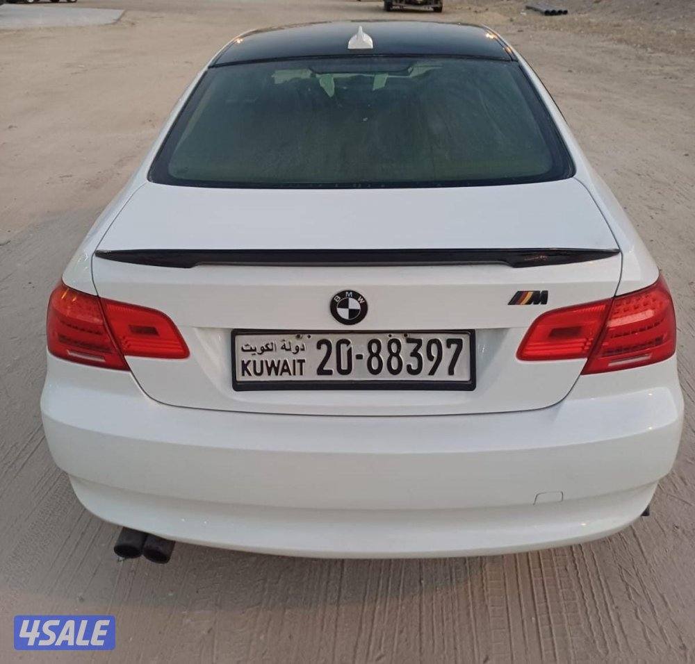 للبيع بي ام دبليو كوبيه لون ابيض 6 سلندر 328i موديل 20084