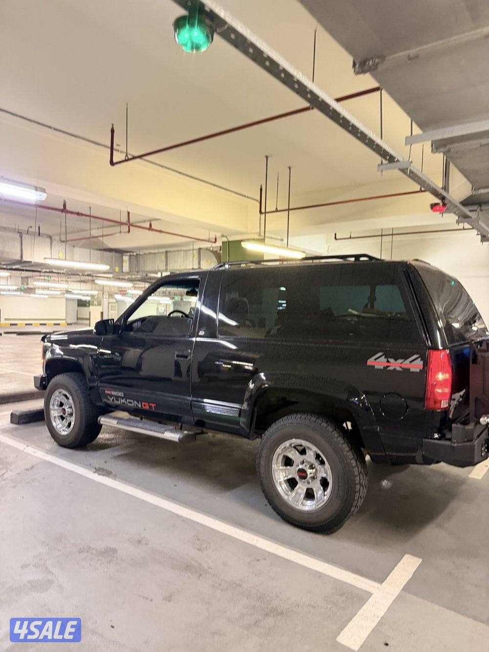 GMC يوكن باب واحد2