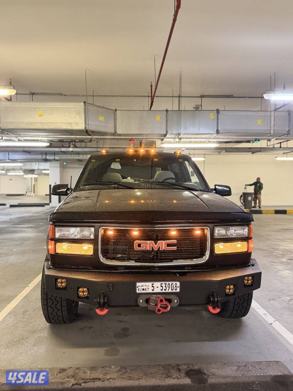 GMC يوكن باب واحد3