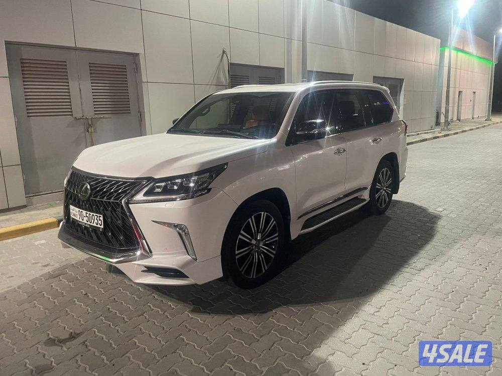 لكزس 570 LX 2018 لون    صدفي درجة.   اولى.8 سلندر.1