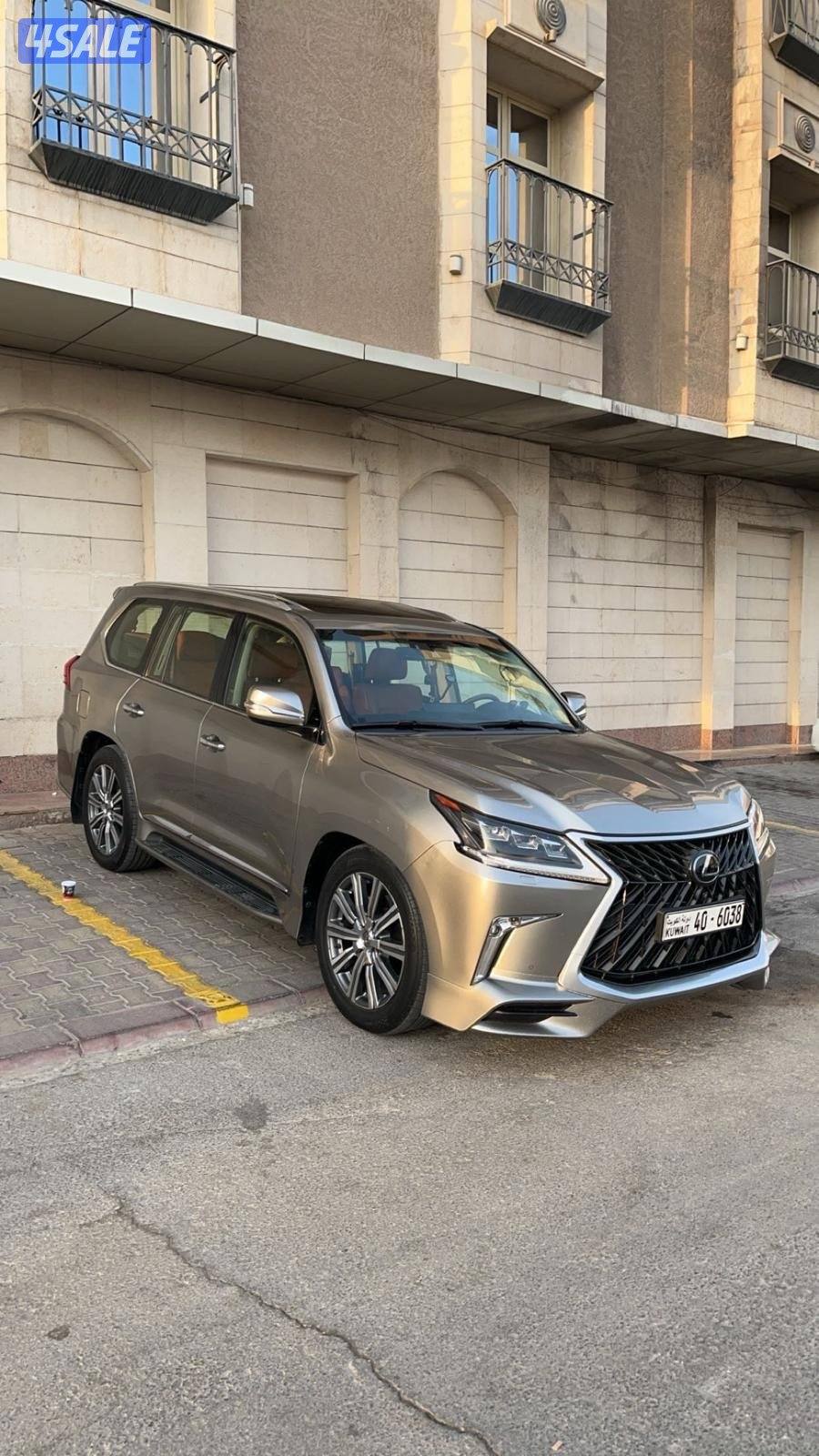 جيب لكزس سبورت5