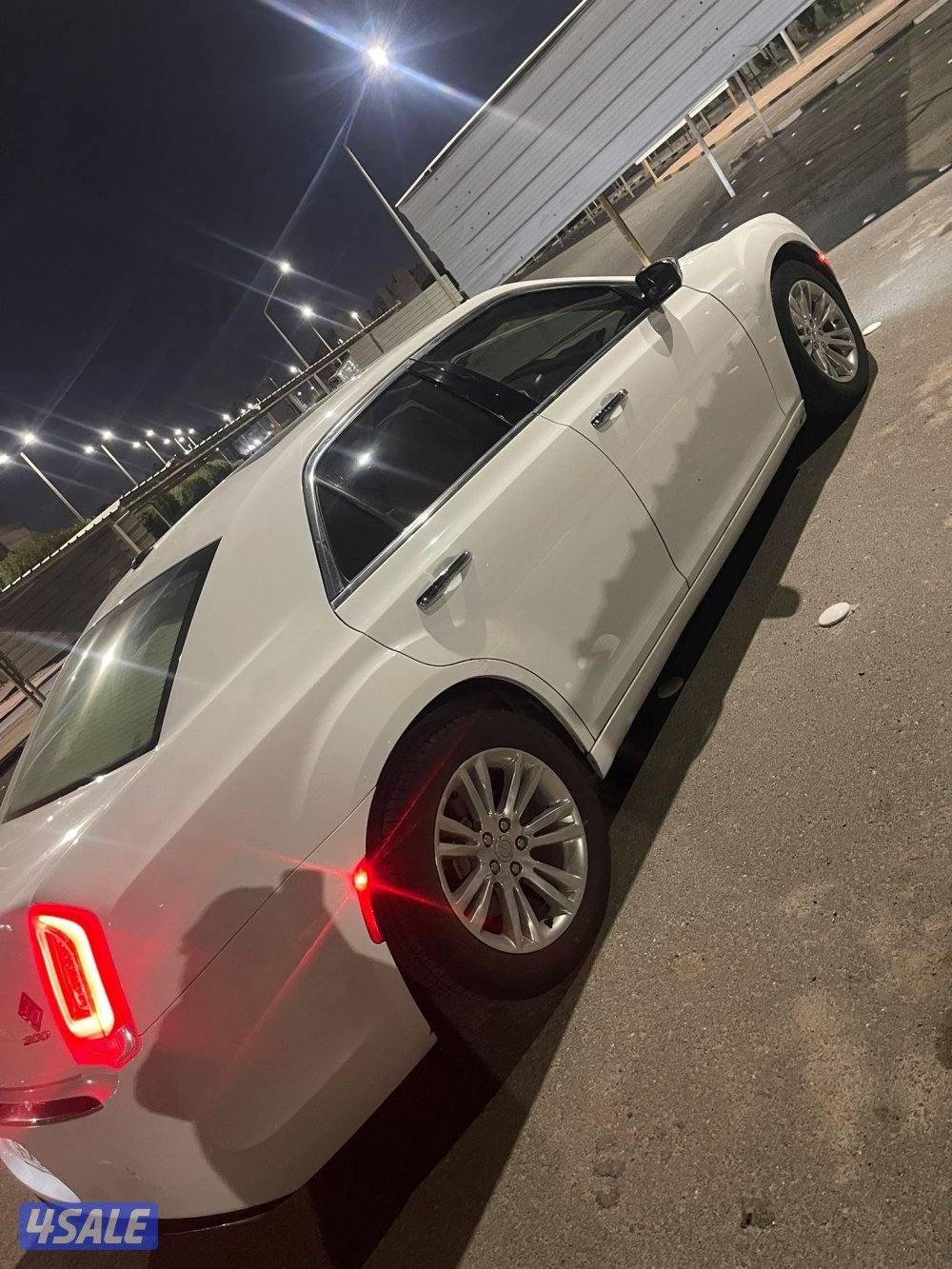 للبيع كرايزلر3