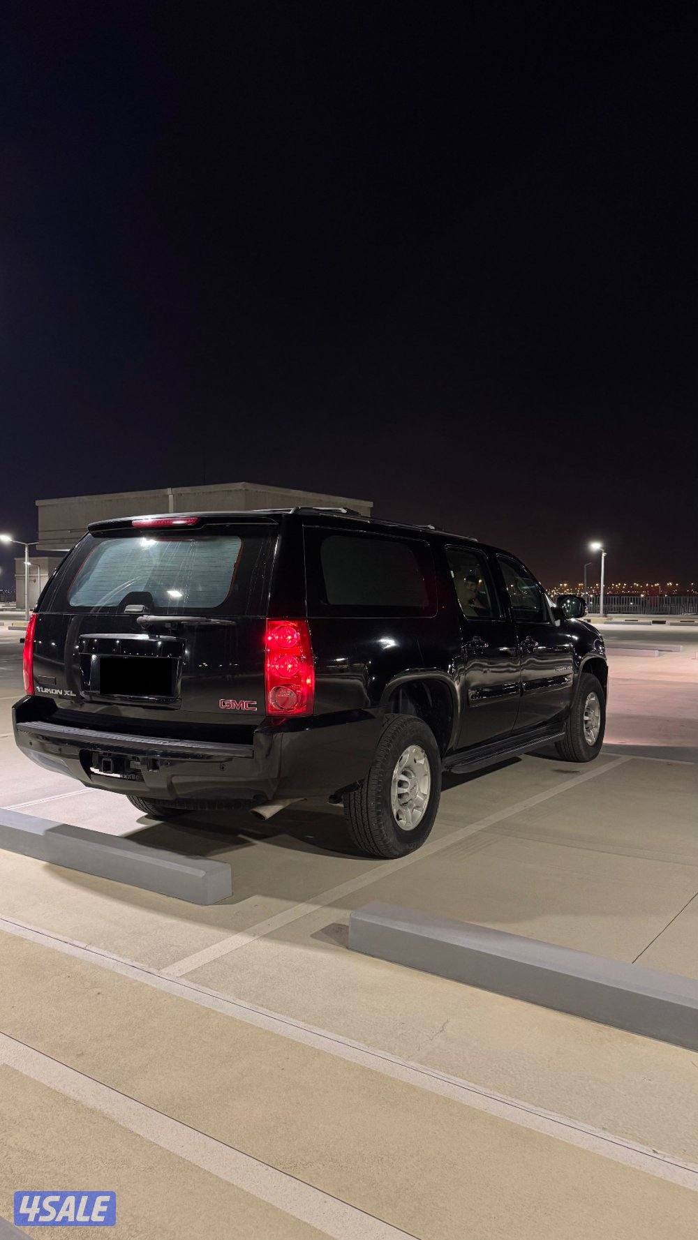 جي ام سي يوكن XL (سوبربان) ٢٠٠٩ نظيف جداً4