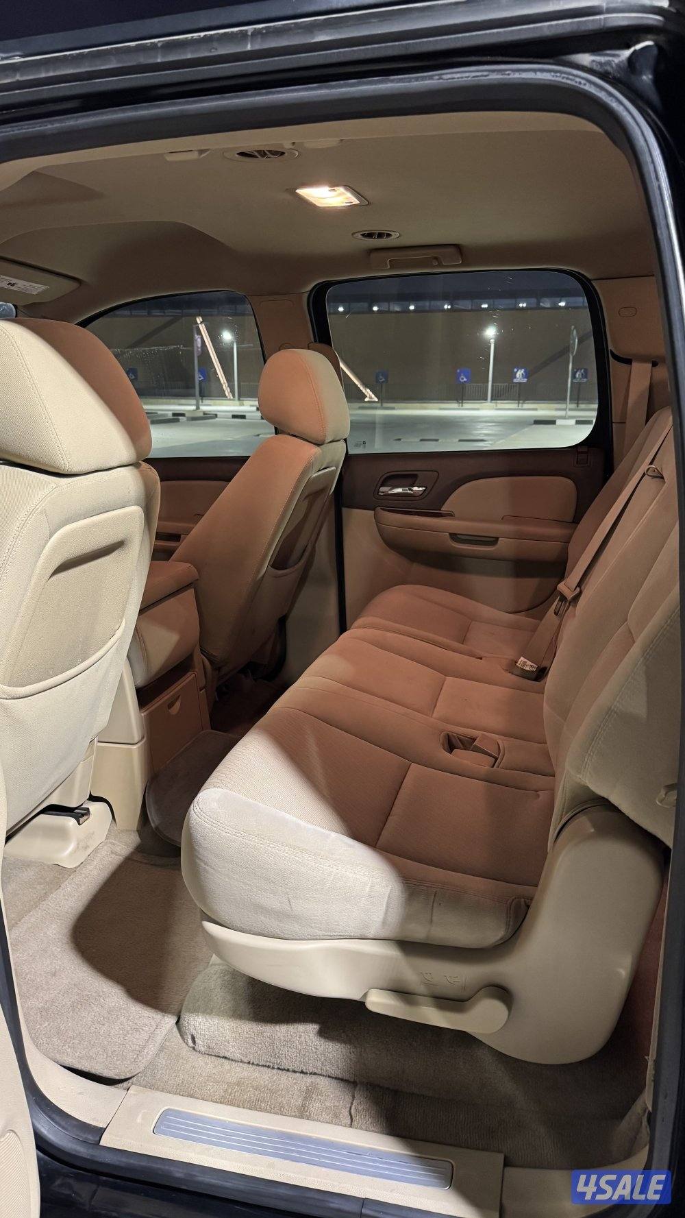 جي ام سي يوكن XL (سوبربان) ٢٠٠٩ نظيف جداً9