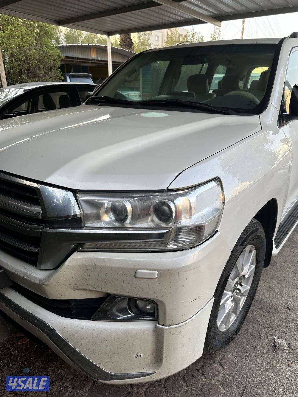 للبيع لاندكروزر ٢٠١٨1