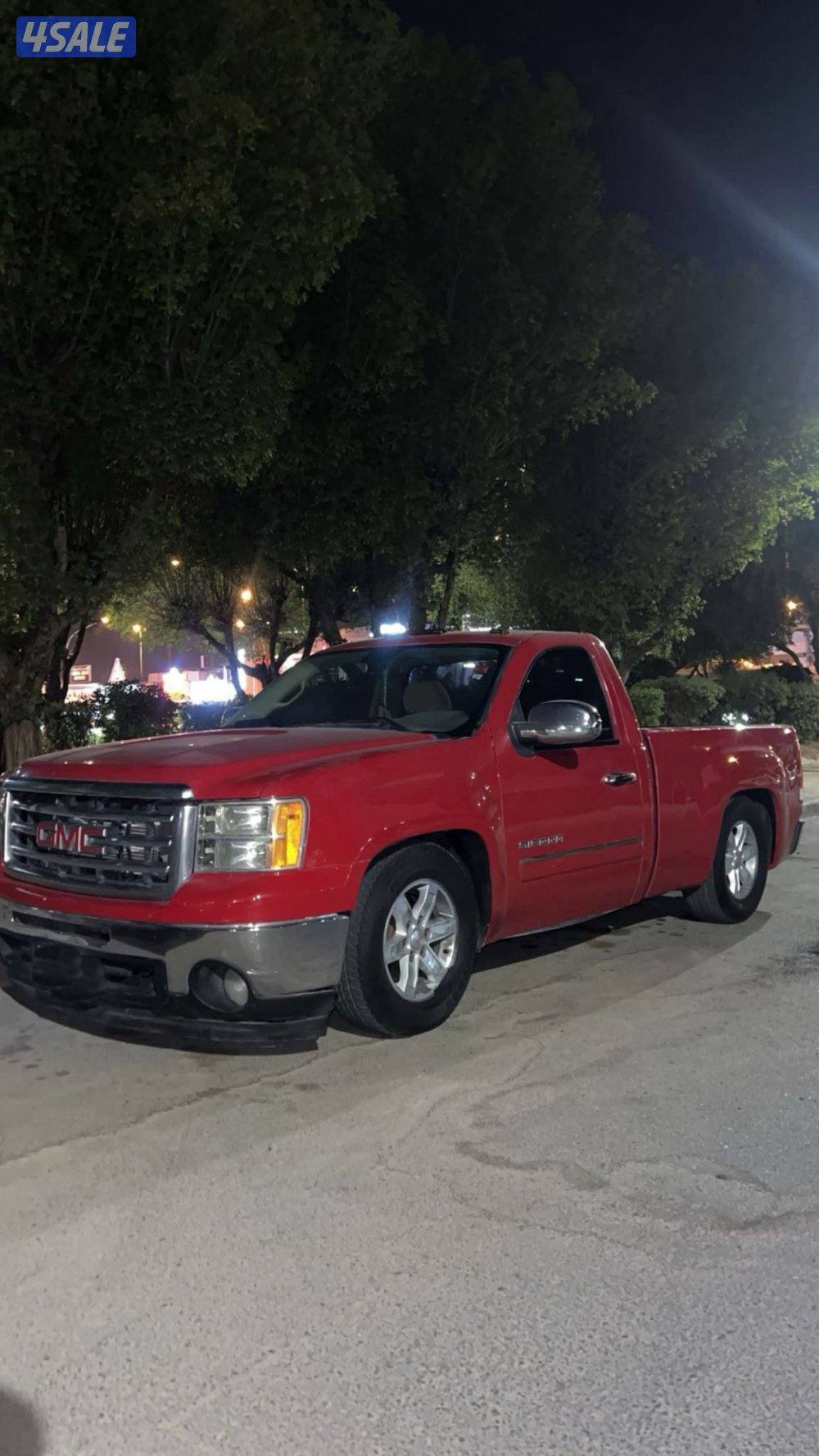 للبيع سييرا موديل ٢٠١٣ اربعه غيار فل كامل داخلية بيج0