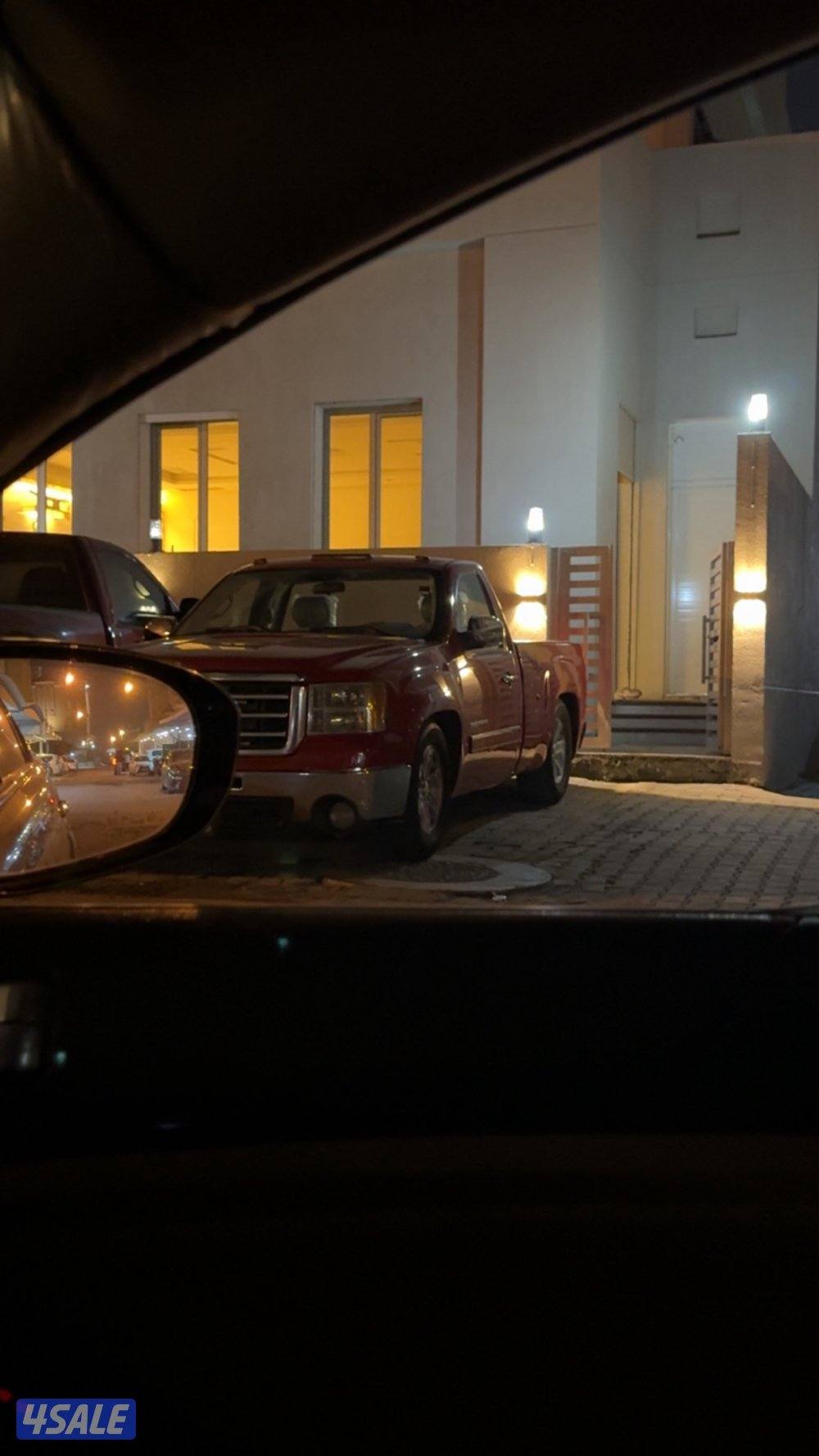 للبيع سييرا موديل ٢٠١٣ اربعه غيار فل كامل داخلية بيج2