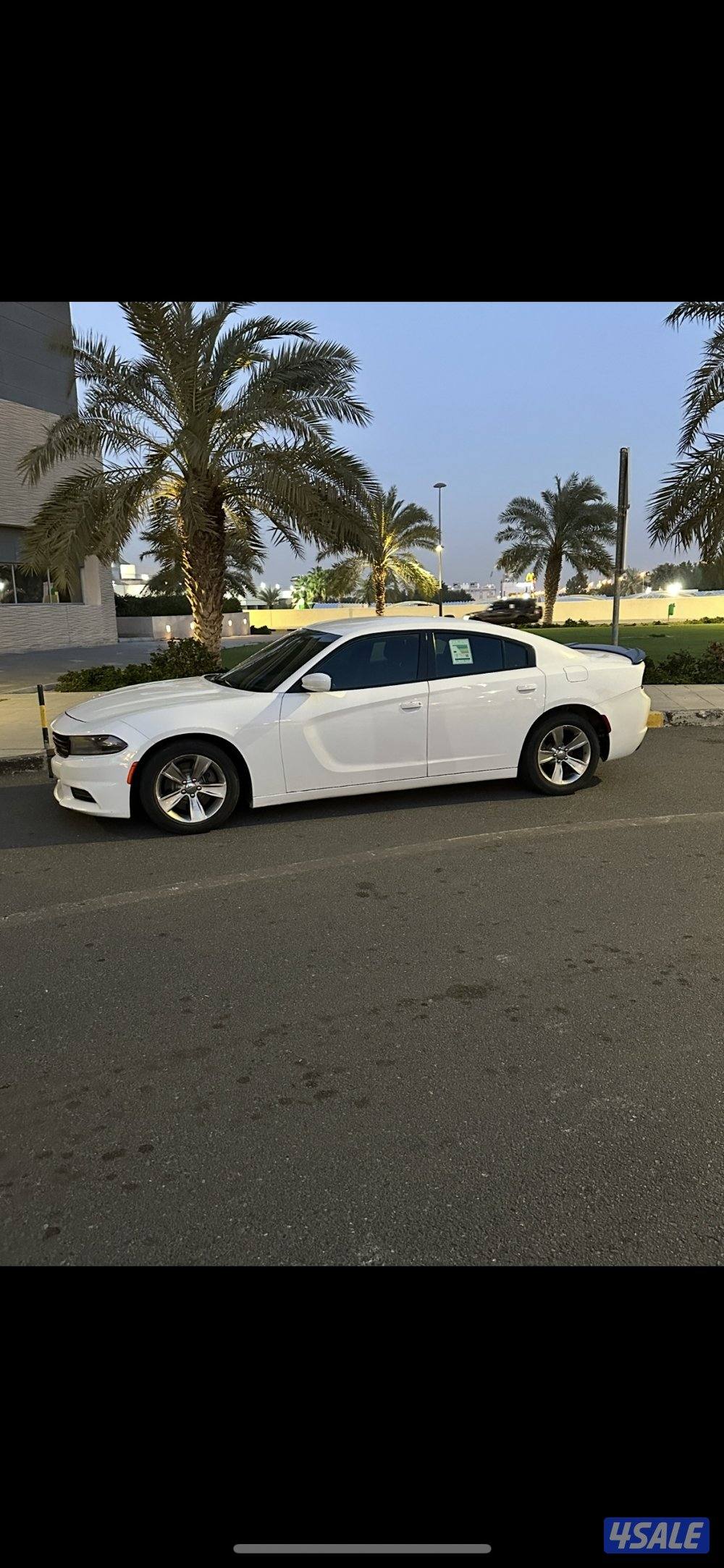 Dodge charger 20200
