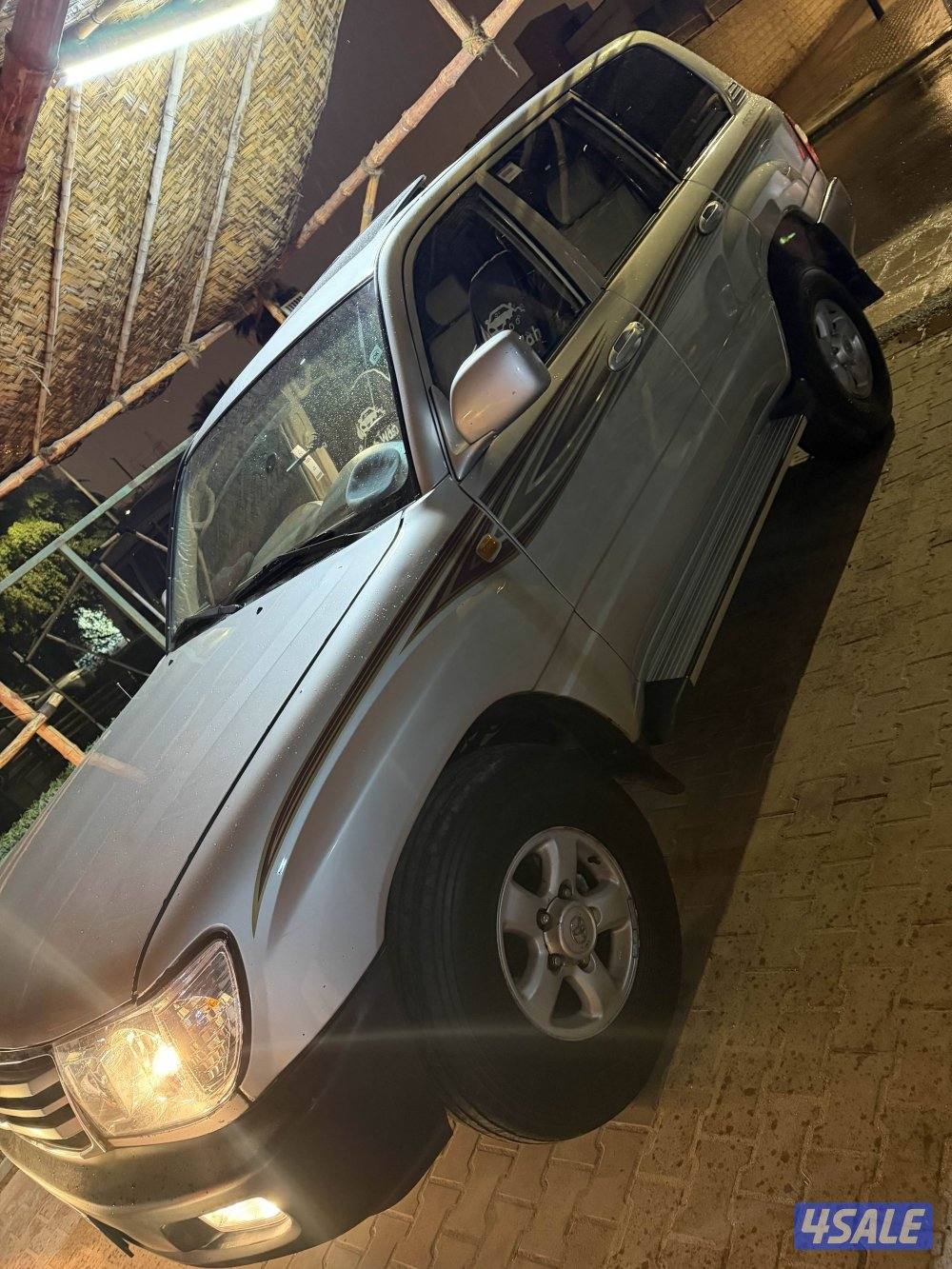 للبيع لاند كروزر GX 2004 قير عادي سبير علاق3