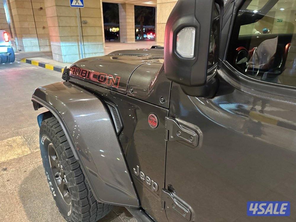 قلادييتر ريبوكون 20218