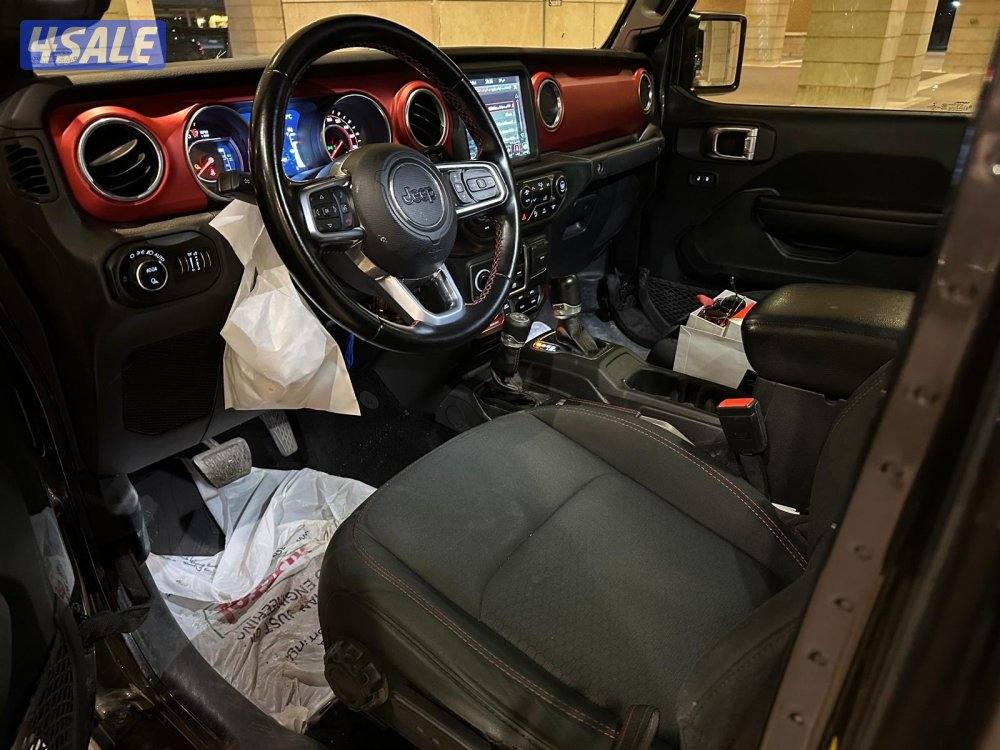 قلادييتر ريبوكون 202113