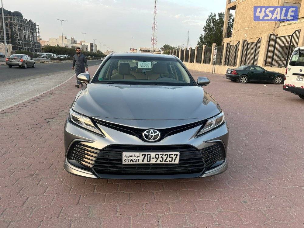 كامري ٢٠٢٤ بحالة الوكاله ماشي ٤٣ الف3