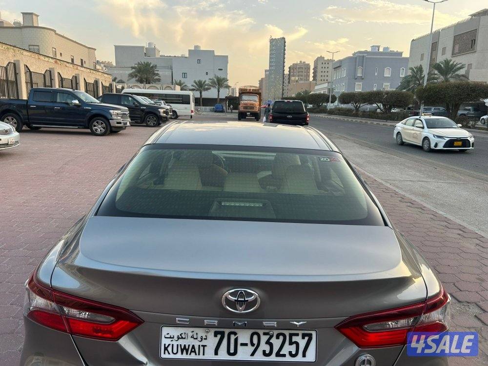 كامري ٢٠٢٤ بحالة الوكاله ماشي ٤٣ الف7
