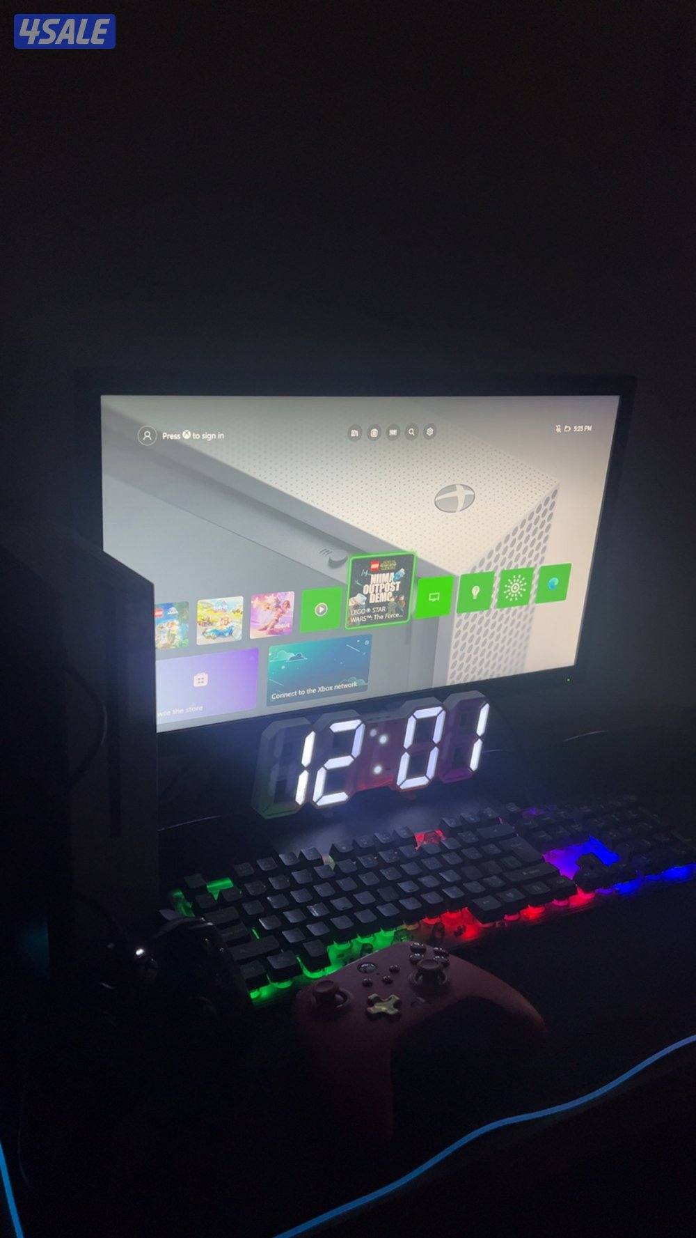 للبيع اكس بوكس ويا شاشه قيمنق ويا يدتين جديد3