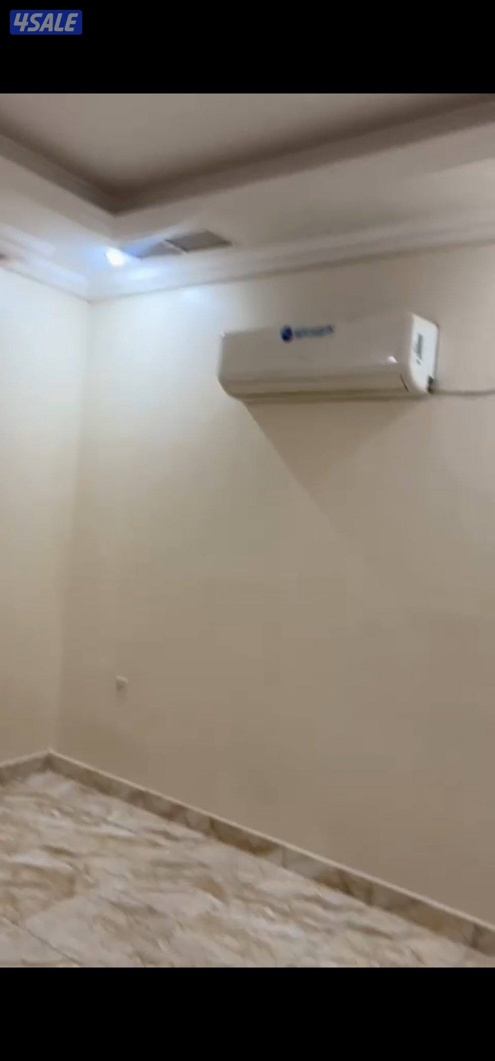 للايجار شقه في شمال غرب الصليبخات تتكون من ٣ غرف وحده ماستر وغرفتين بي0