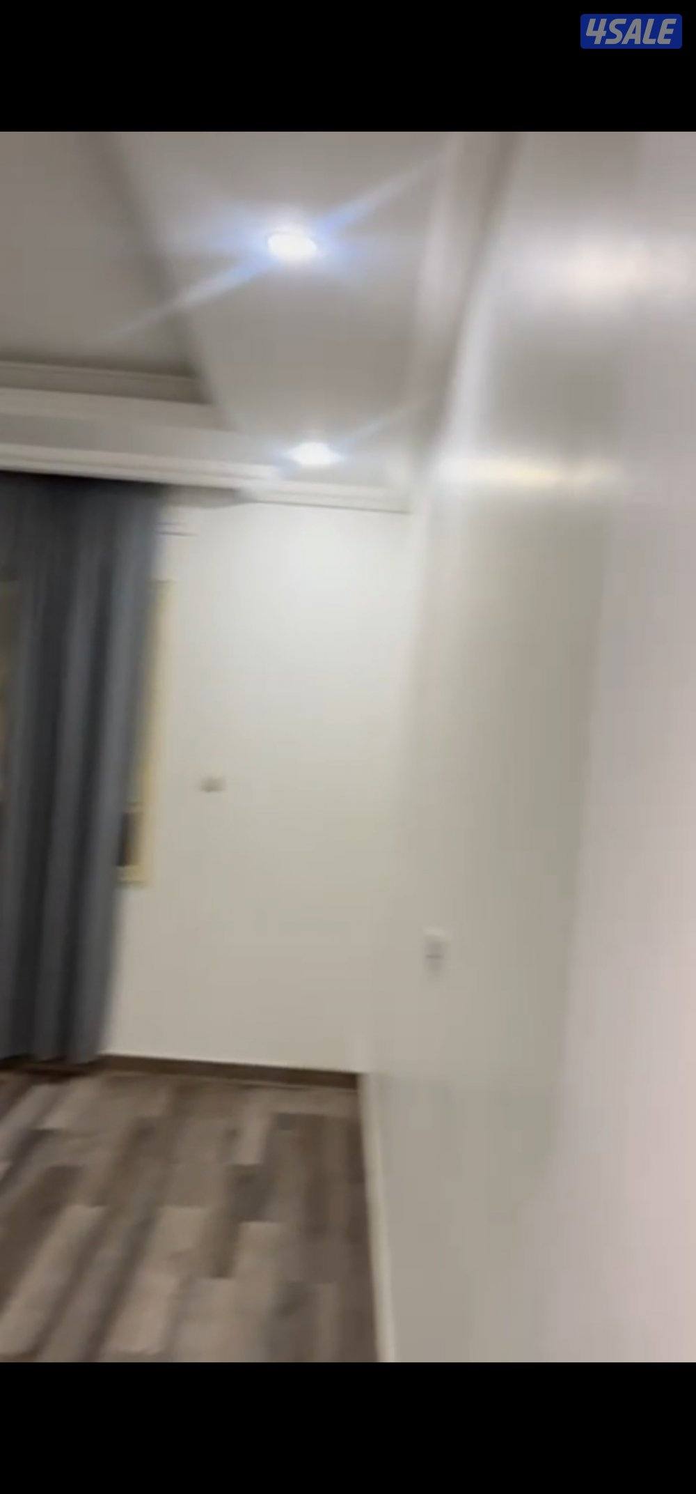 للايجار شقه في شمال غرب الصليبخات تتكون من ٣ غرف وحده ماستر وغرفتين بي1