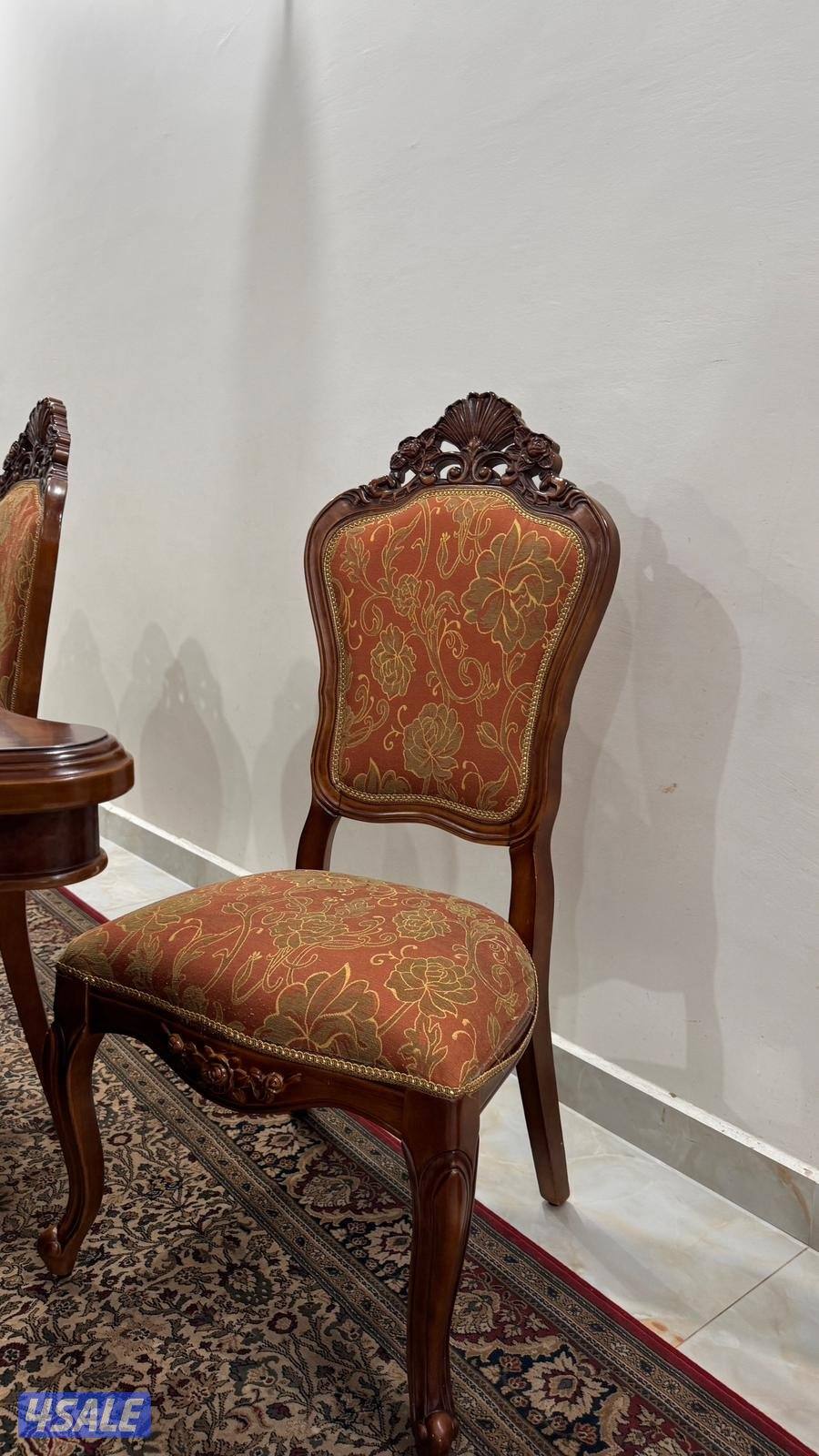 غرفة طعام خشب كاملة متكونه من ٣ قطع و ١٠ كراسي Complete Dining Room3